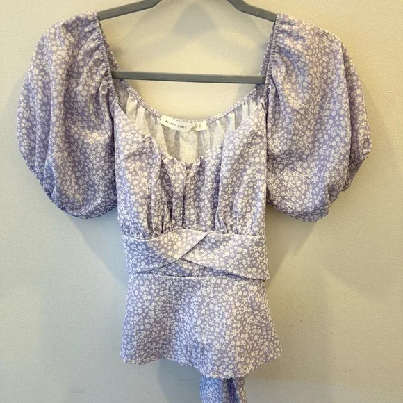 Altar'd State Lavender Lilac Floral Puff Sleeve Blouse Top - Picture 3 of 6